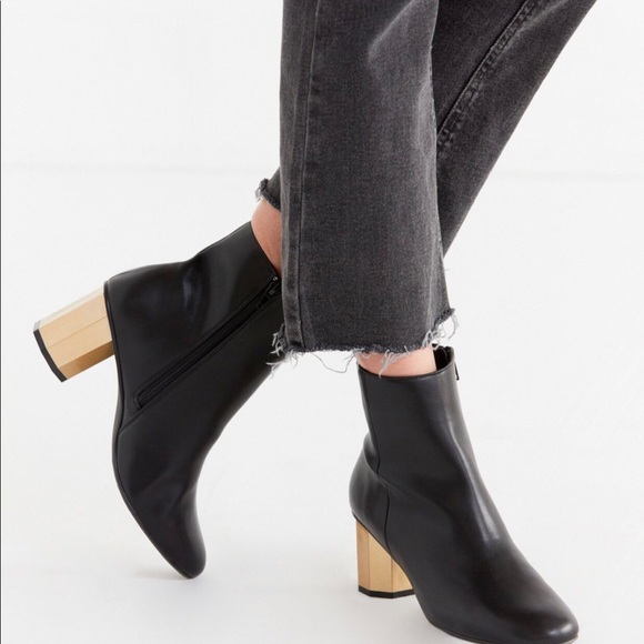 Geometric Heeled Leather Bootie - Picture 2 of 3